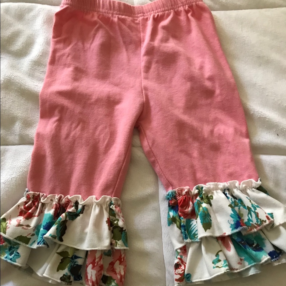 Ruffles capris